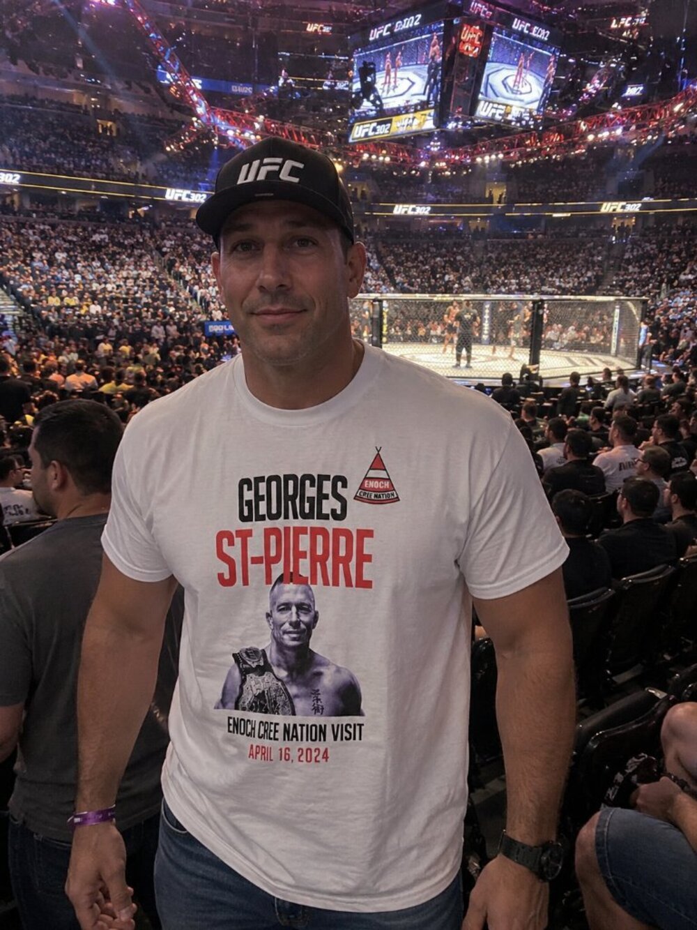 UFC Georges St-Pierre TShirt (XL)
